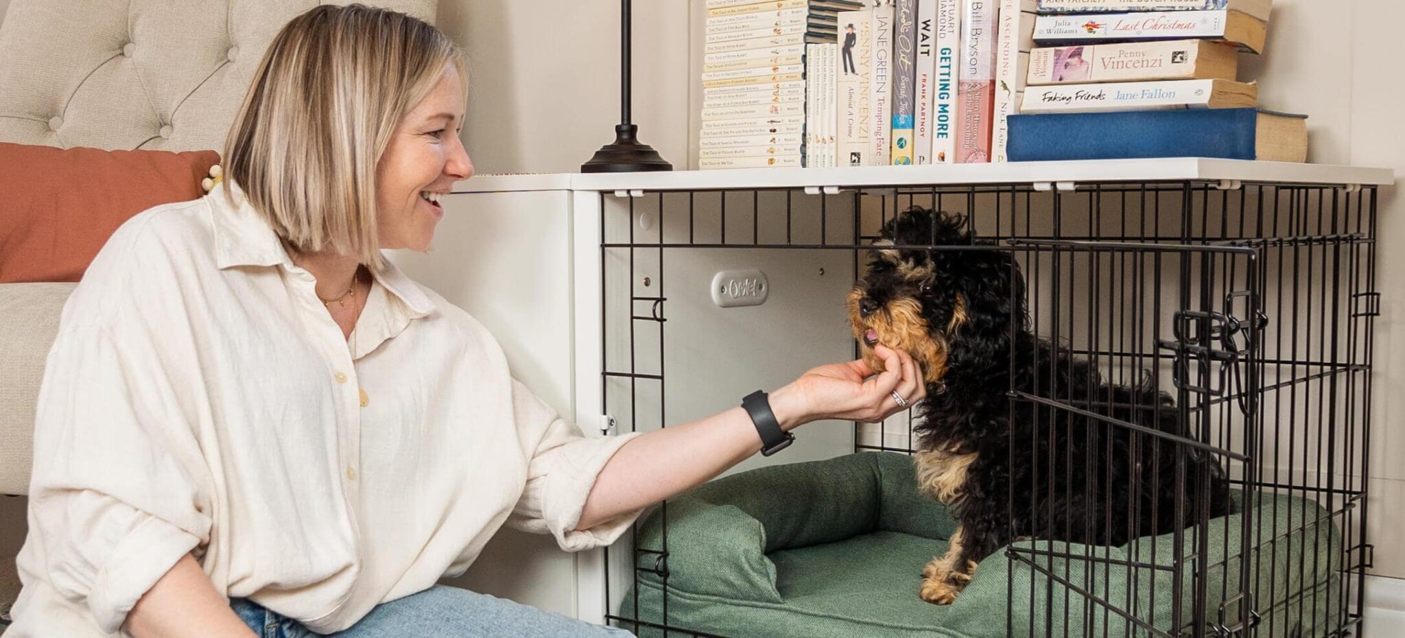 Wie groß sollte die Hundebox für meinen Hund sein? Omlet Blog Deutschland