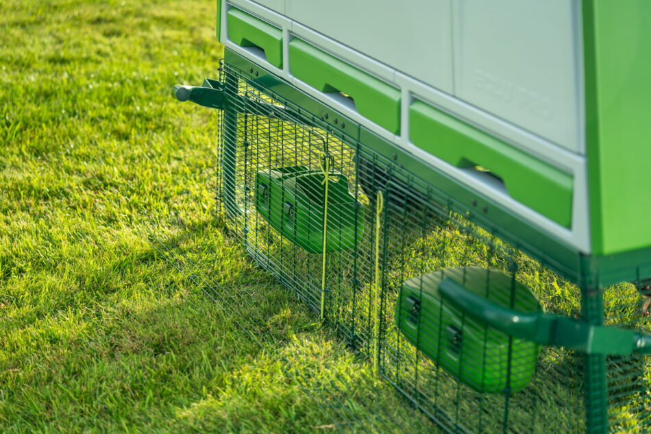 Die Rückseite des Eglu Pro Hühnerstalls