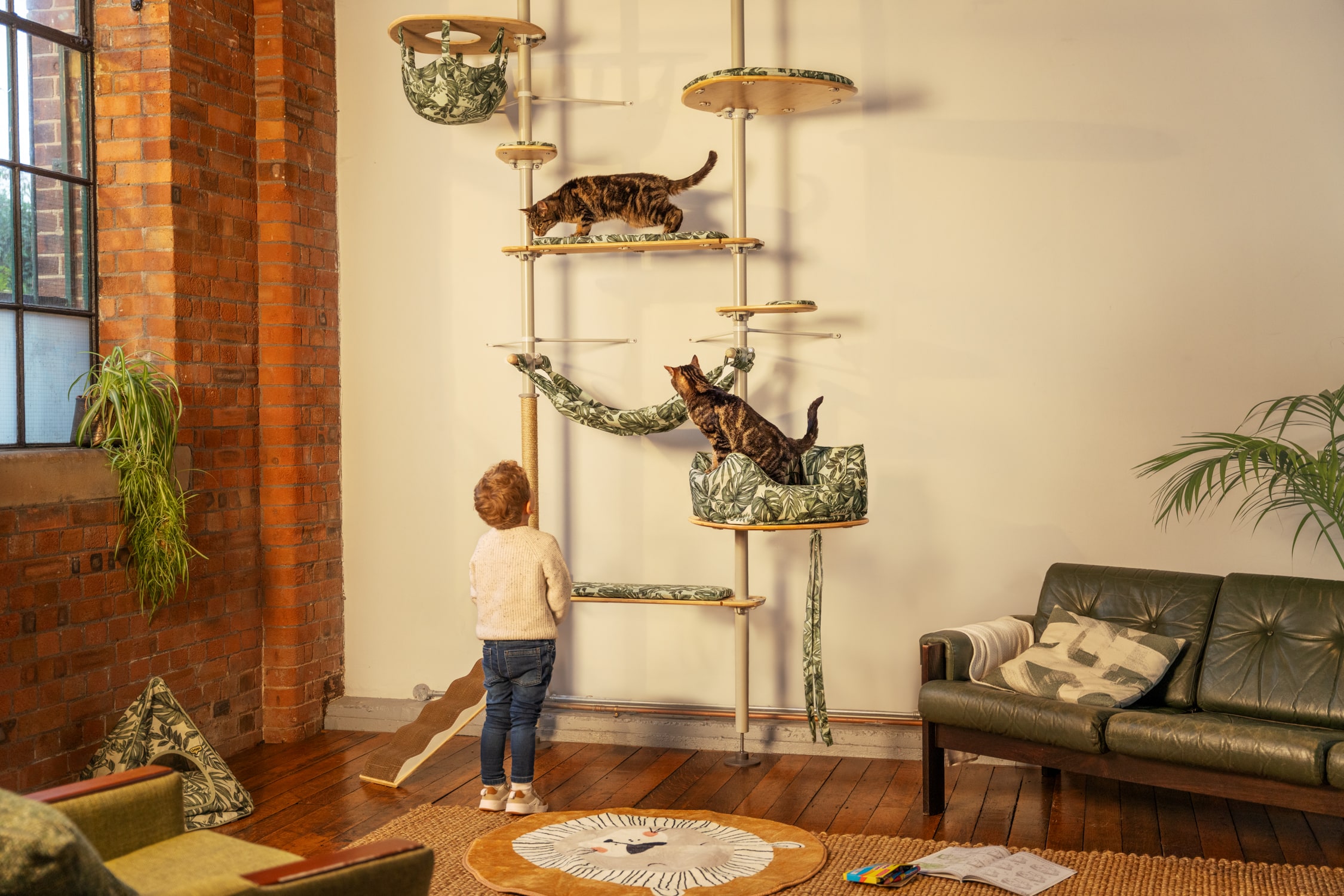 Indoor Freestyle Kratzbaum Secret Garden